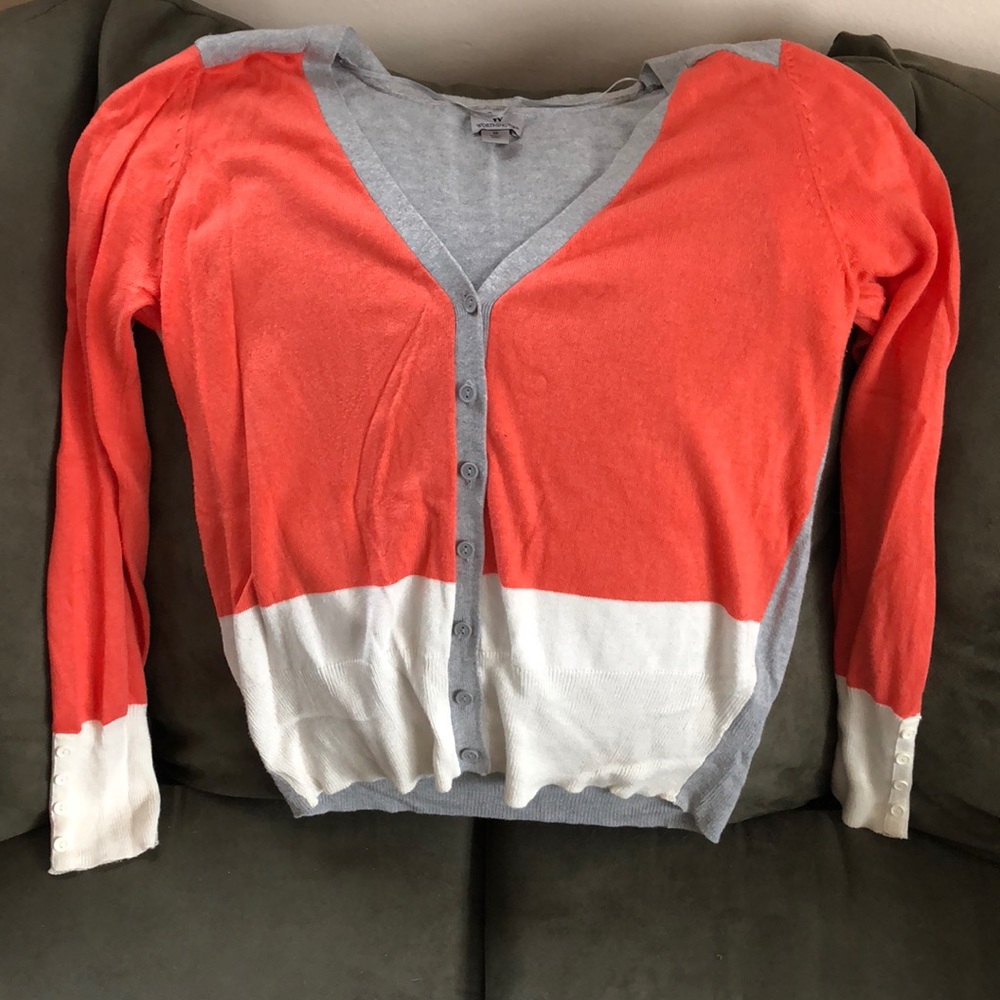 ✨BOGO FREE✨ Worthington size medium Cardigan